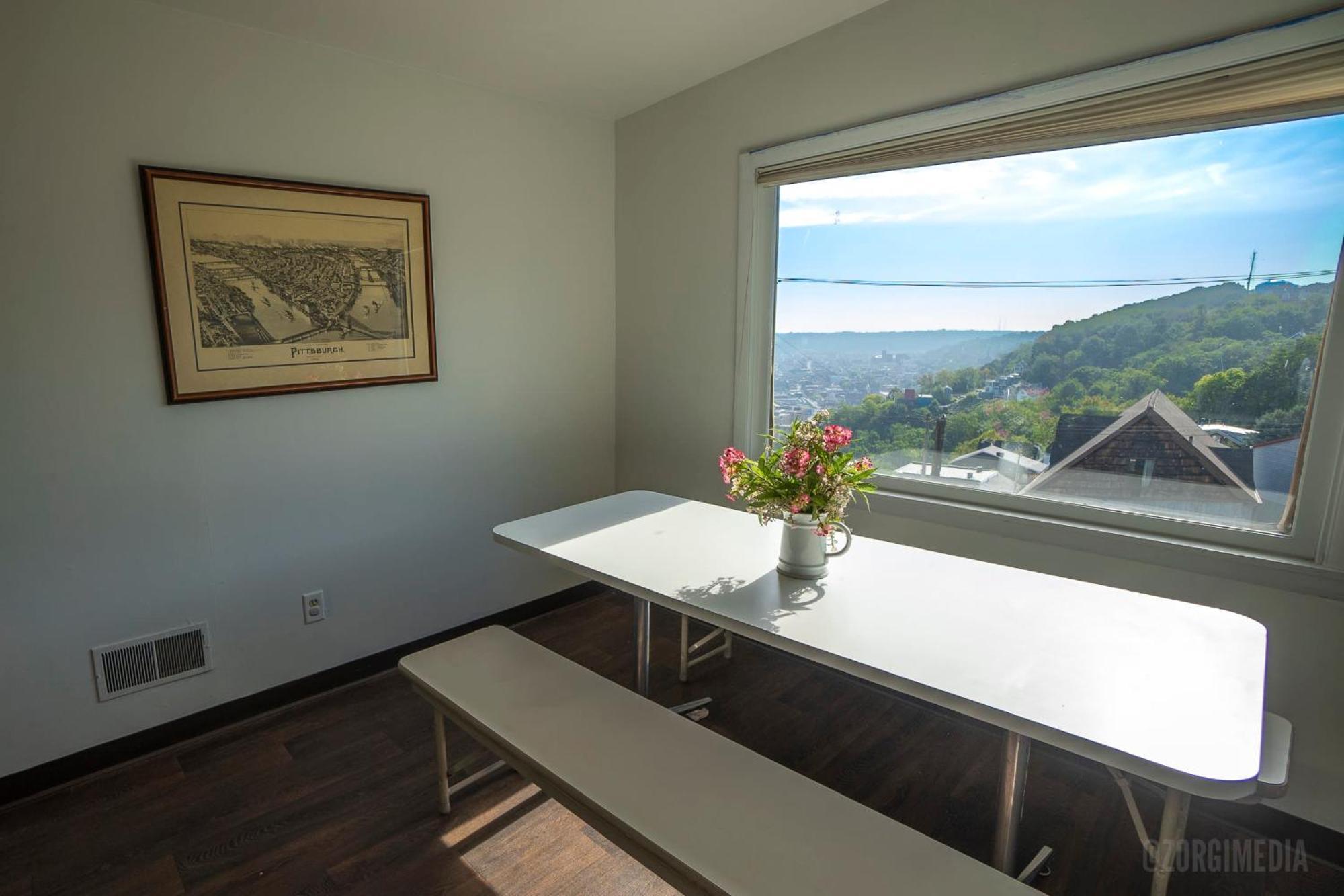 Appartamento The Peak Mt Washington - Large 2Bd Apt W A View Pittsburgh Esterno foto